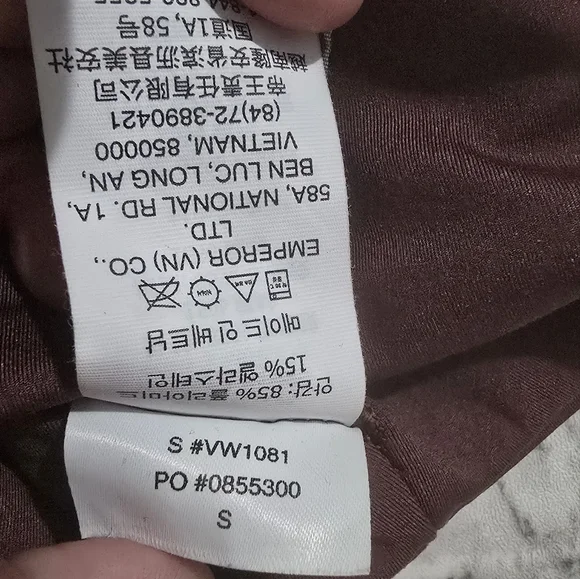 EUC Vuori Evolve Square Neck Sports Bra Burgundy Size S - Picture 9 of 9